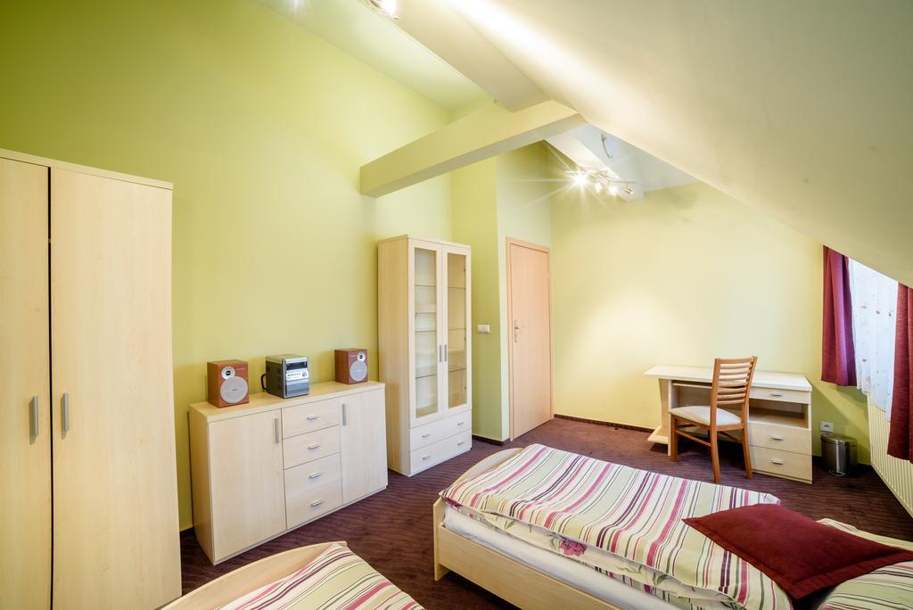 Park Apartment Krasków Dış mekan fotoğraf