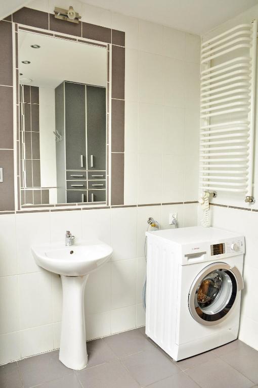 Park Apartment Krasków Dış mekan fotoğraf